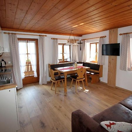 Ferienwohnung Schifterhof Ruhpolding Pokoj fotografie